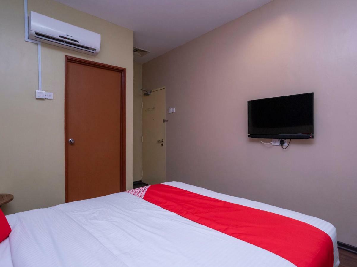 D'Pinetrees Hotel Johor Bahru Exterior photo